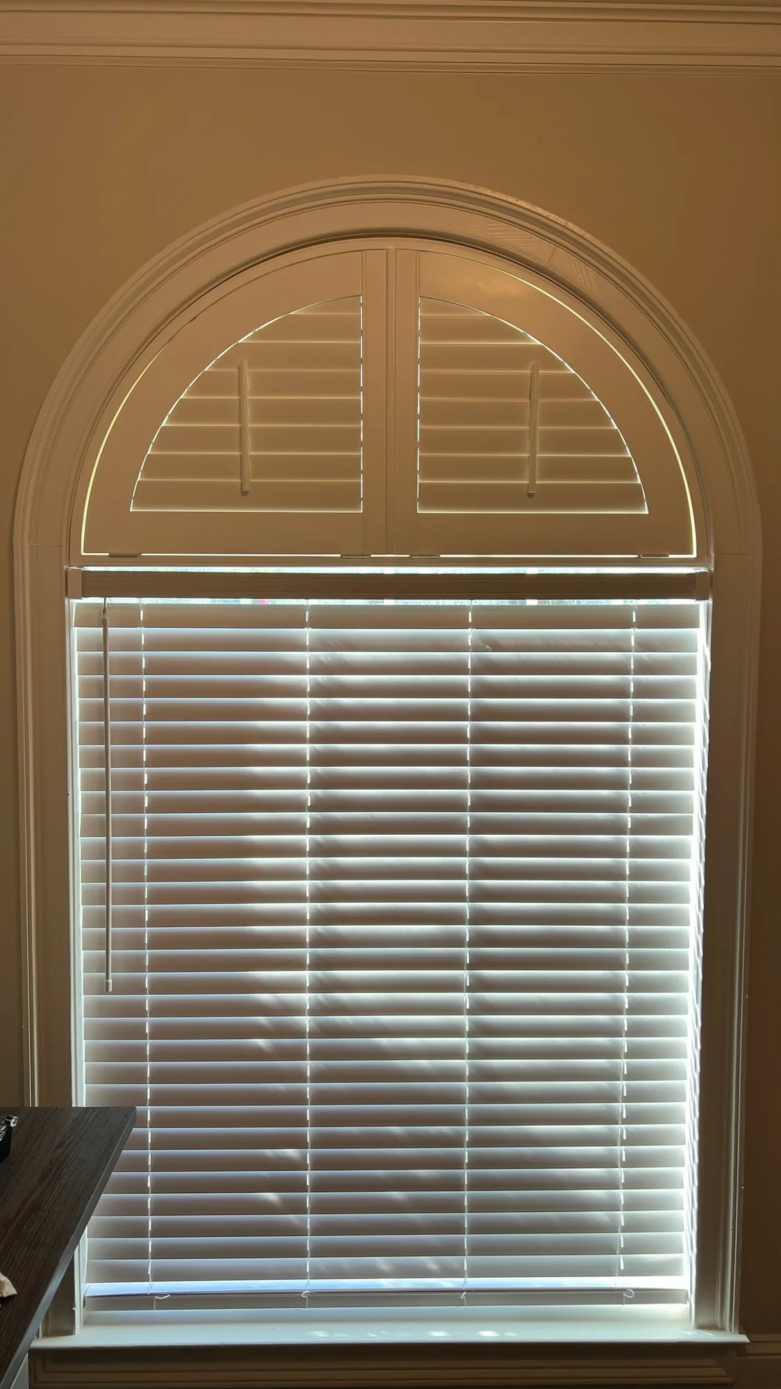 Wood & Faux Wood Blinds installed by Love Is Blinds in Southern Arizona